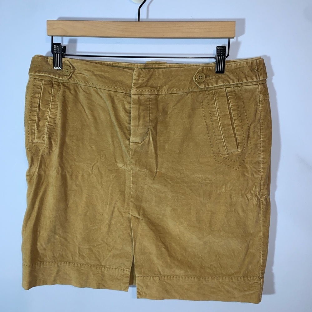 American eagle Tan khaki velvet mini Skirt Y2K size 8 loud stitching tabs